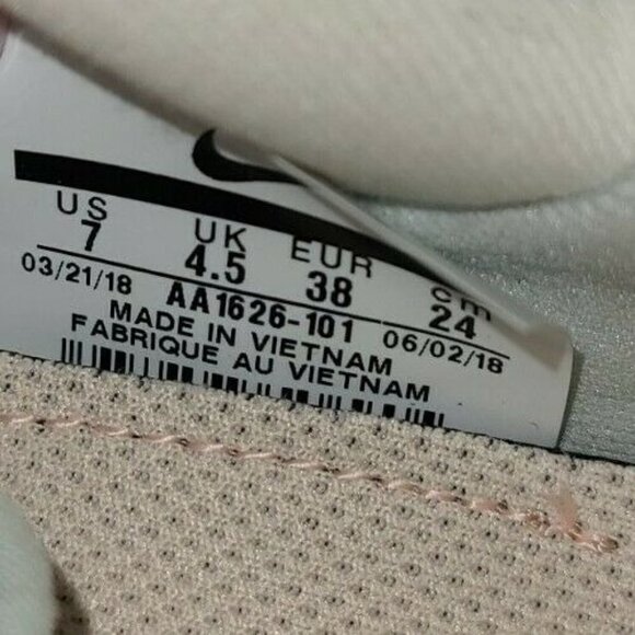 Nike Legend React Summit White Grey Mint Green Women's Running AA1626-101 Size 7 - Picture 5 of 5